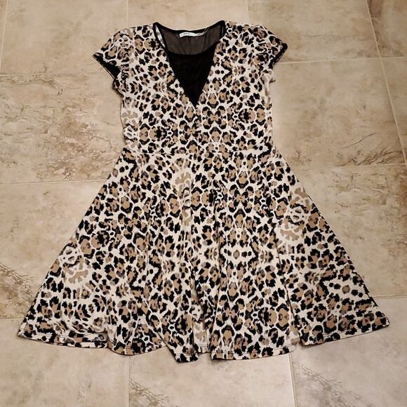 Kimchi Blue Urban Outfitters leopard print with mesh dress - Picture 6 of 11